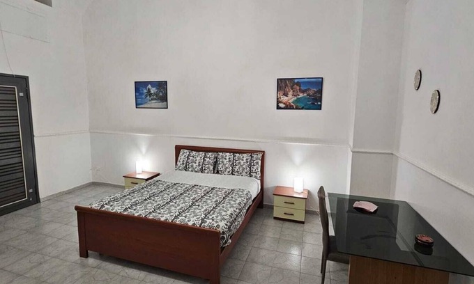 Torre Annunziata Apartment | 2 minutes from the Train .Apartment great for families and groups