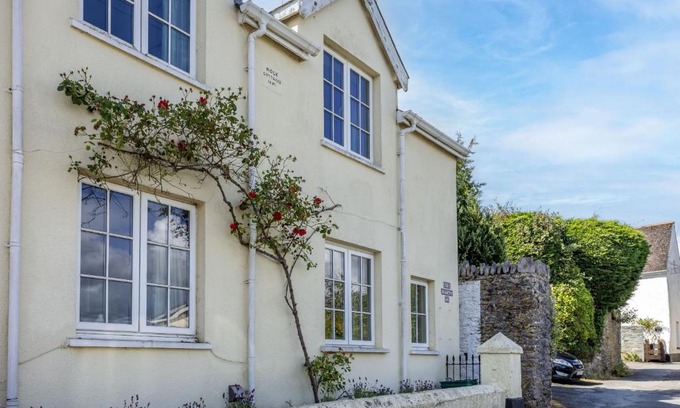 Dittisham House | 2 Rock Cottages