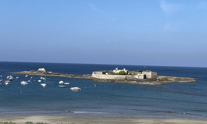 Le Fort Bloque Apartment | 2-room apartment 4-5 people - stunning sea views