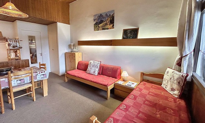 Le Planellet Apartment | 2-room apartment+alcove, sleeps 4, parking, Megève