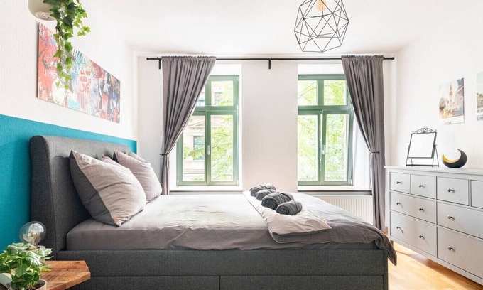 Neustadt Condo | 2-room apartment with a cozy balcony in the center