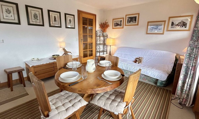 Le Planellet Apartment | 2-room apartment with balcony, Megève, sleeps 4