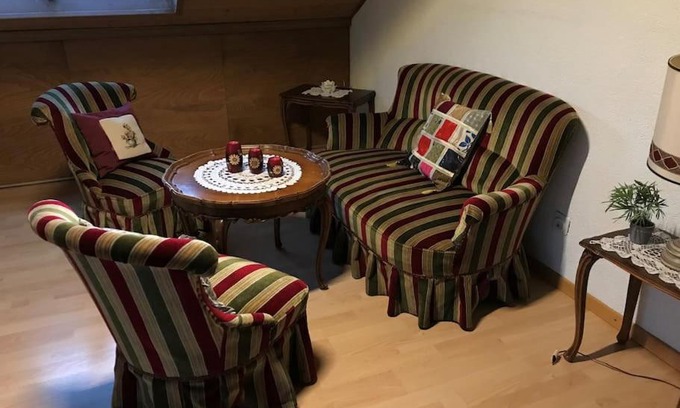 Brugg Apartment | 2-room-apartment with shared garden place and view on nature reserve