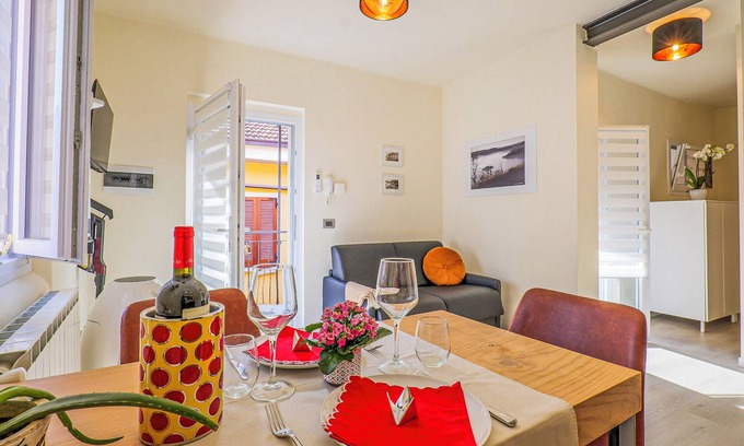 Omegna Apartment | 2-room corner apartment with balcony in the heart of the old town