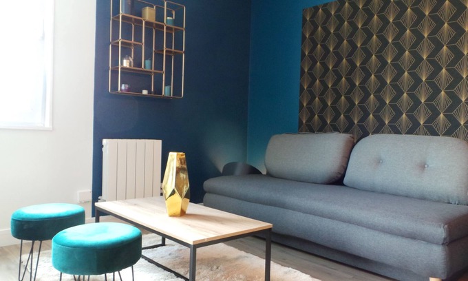 Saint-Helier House | 2 rooms, chic and modern, 400 m from the station and 5 min from the city center, internet