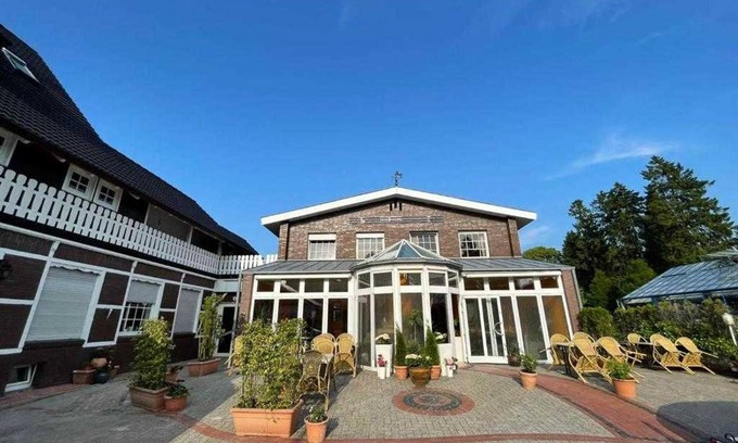 Varel House | 2. Standard double room - Hotel Ammerländer Stuben