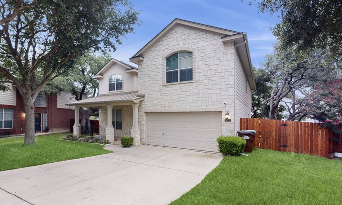Far North Central House | 2-story house with back patio, grill, streaming, washer/dryer, & 2 living areas