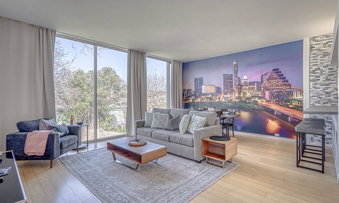 Dawson House | 2-Unit Bright & Modern SOCO Stay Near SXSW Top Spots!