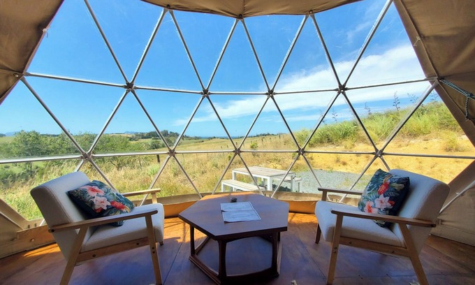 Ruakaka House | 2 Waipu Eco Off-grid Luxury Glamping Seaview Geodesic Dome