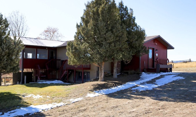 Carbon County House | 20+ Acres of Peace @ The Saratoga Hoemstead