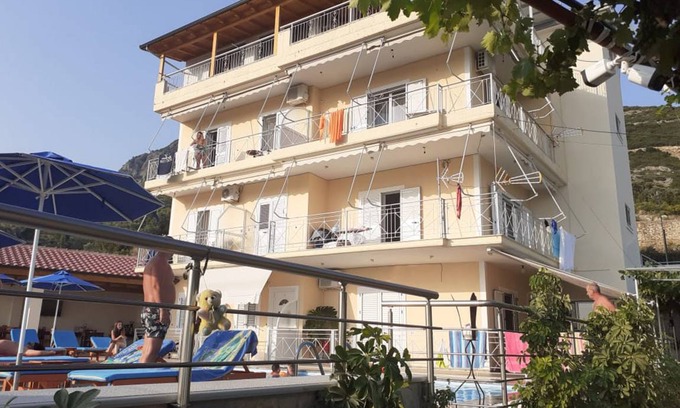 Qeparo House | 20 m² House ∙ 1 bedroom ∙ 3 guests