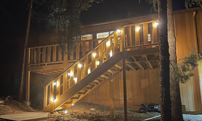 Pine Mountain Club Cabin | 200,000 acre Los Padres National Forest as a back yard