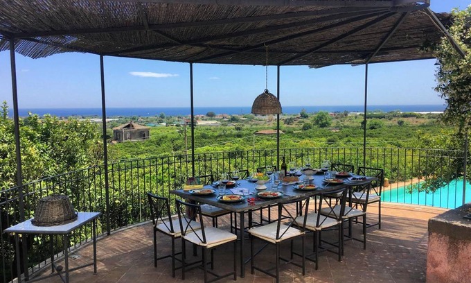 Fiumefreddo di Sicilia House | 200 m² House ∙ 6 bedrooms ∙ 10 guests