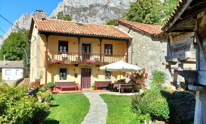 Cordinanes House | 200 m² House ∙ 3 bedrooms ∙ 5 guests