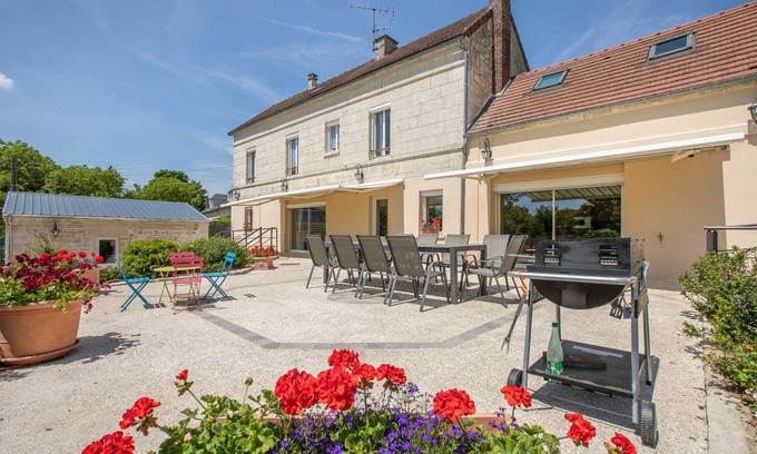 Largny-sur-Automne House | 200 m² House ∙ 4 bedrooms ∙ 9 guests