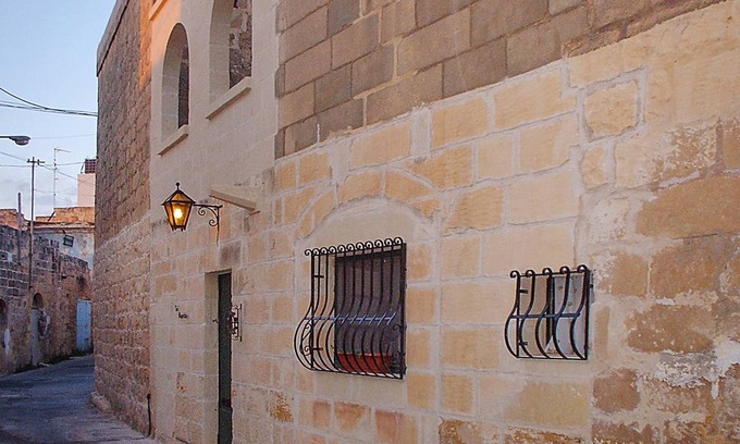 Xewkija House | 200 m² House ∙ 3 bedrooms ∙ 6 guests