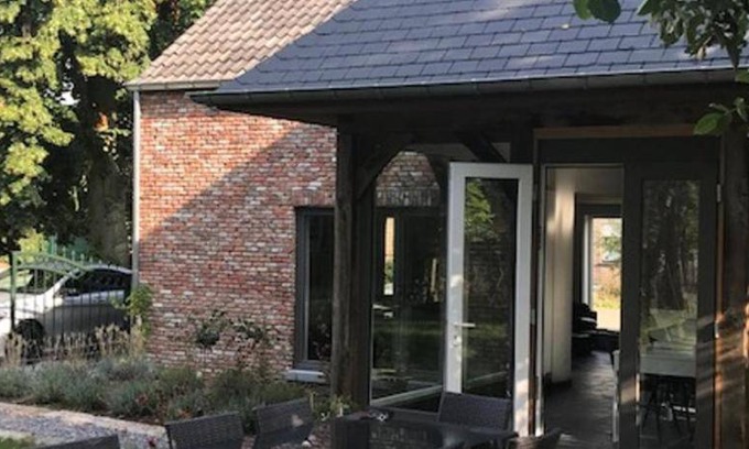 Neeroeteren House | 200 m² House ∙ 3 bedrooms ∙ 10 guests