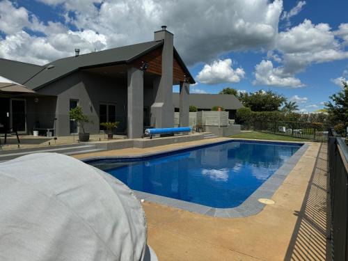 Karapiro Bed & Breakfast | 200 on Lake View