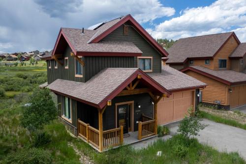 Tabernash House | 2002 Lupine Lane