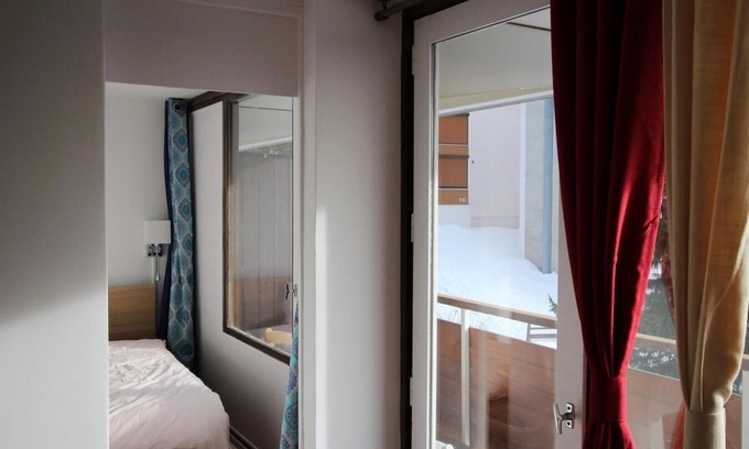 Chamrousse Apartment | 200m from ski slopes, 5th floor, balcony, tv, ski locker, 31m², Chamrousse
