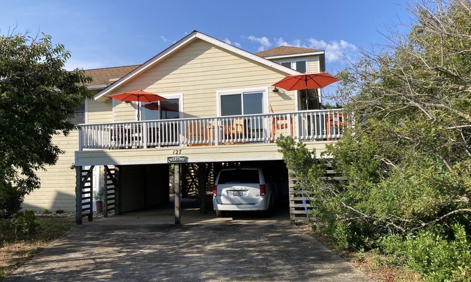 Duck House | 200yds to beach! In the center of Duck. Pets, hot tub, water view from top deck.