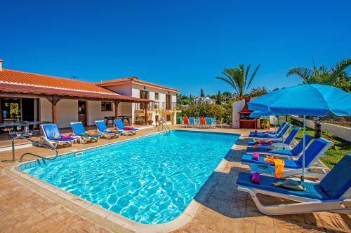 Latchi Villa | 201 m² Villa ∙ 5 bedrooms ∙ 11 guests