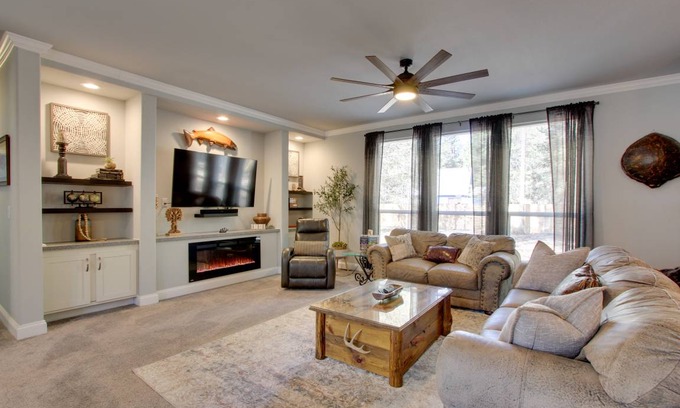 La Pine House | 204 m² House ∙ 3 bedrooms ∙ 8 guests