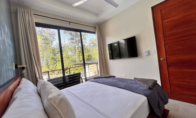 Puerto Viejo de Talamanca Villa | 205 - Luxury Huge Villa Near Puerto Viejo - Pool/AC/Wifi
