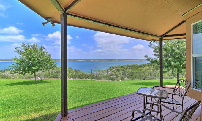 Amistad National Recreational Area House | 209 m² House ∙ 4 bedrooms ∙ 7 guests