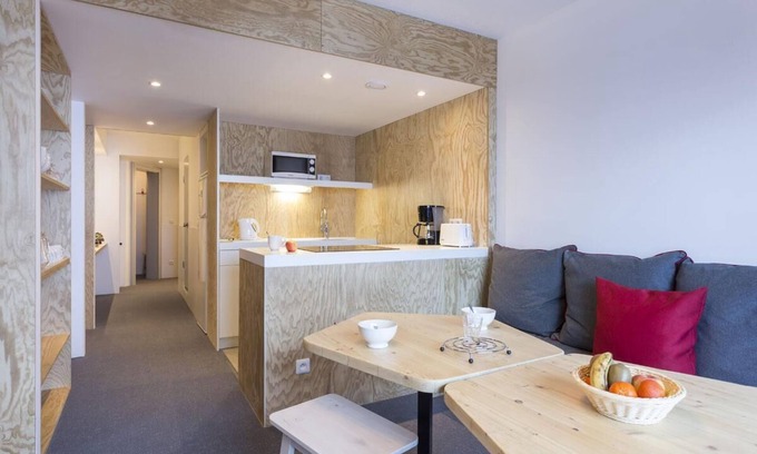 Arc-2000 Apartment | 20m from resort center, 4th floor, balcony, tv, ski locker, 61m², Les Arcs