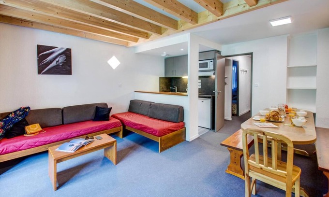 Peyragudes Apartment | 20m from shops, balcony, parking, tv, ski locker, 35m², Peyragudes