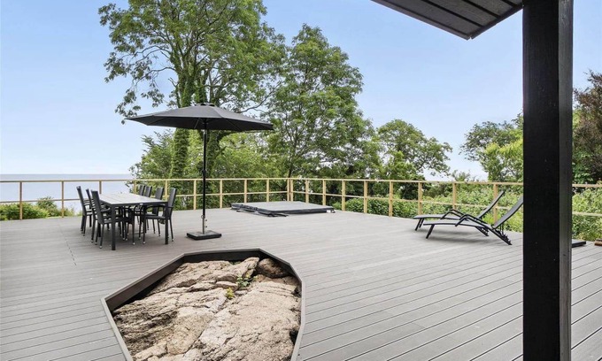 Svaneke House | 210 m² House ∙ 4 bedrooms ∙ 8 guests