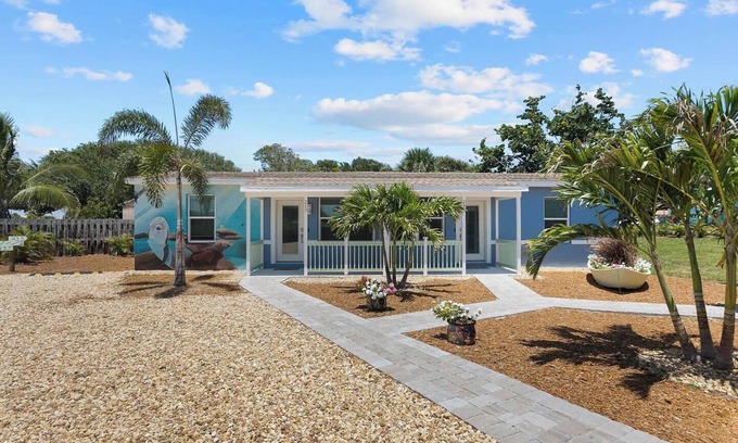 Cocoa Beach Apartment | 217 Dolphin | King Bed | BEACH | Walkable | Dog Friendly!