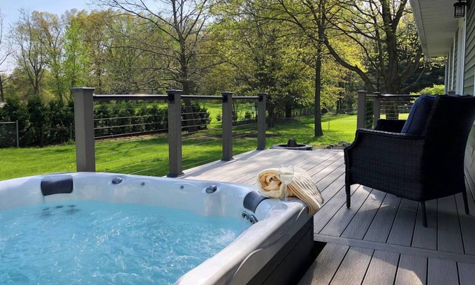 Middlebury House | 218 m² House ∙ 3 bedrooms ∙ 8 guests