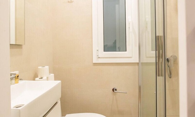 El Poble-sec Apartment | 21PAR1005 Beautiful 2 bedrooms apartment