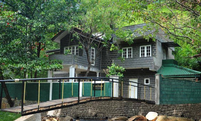 Peradeniya House | 225 m² Bungalow ∙ 4 guests