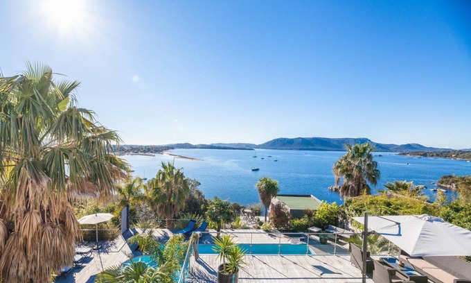 Porto-Vecchio Villa | 220 m² Villa ∙ 5 bedrooms ∙ 12 guests