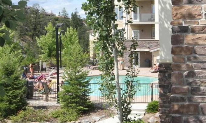 Quail Ridge Apartment | #2217 Pinnacle Pointe Two Bed Two Bath