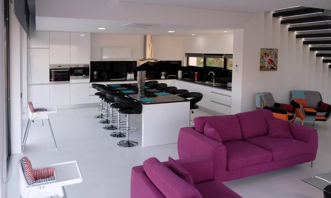 Molares House | 230 m² House ∙ 4 bedrooms ∙ 10 guests