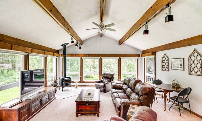 Duluth House | 232 m² House ∙ 4 bedrooms ∙ 6 guests