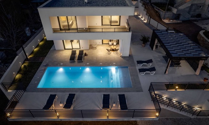 Tugare Villa | 234 m² Villa ∙ 4 bedrooms ∙ 8 guests