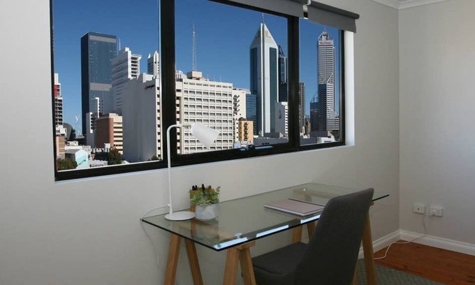 Perth Apartment | 24 Perth City: Penthouse City Delight