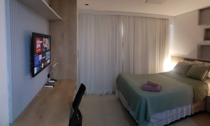Boa Viagem Apartment | 2402 Flat Boa Viagem, close to the beach, sea view.