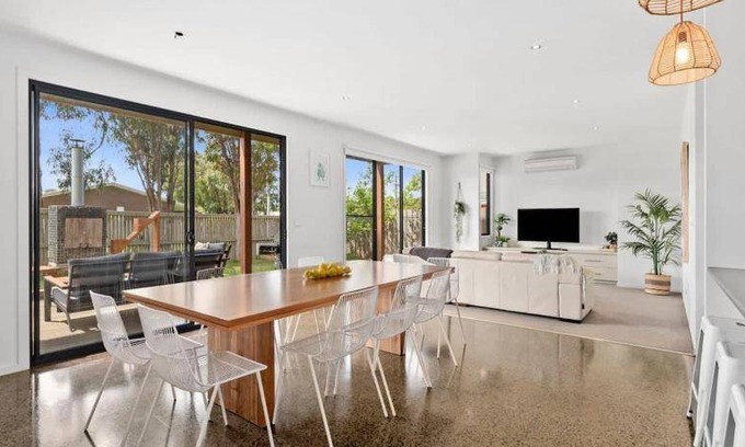 Barwon Heads House | 245 m² House ∙ 4 bedrooms ∙ 8 guests