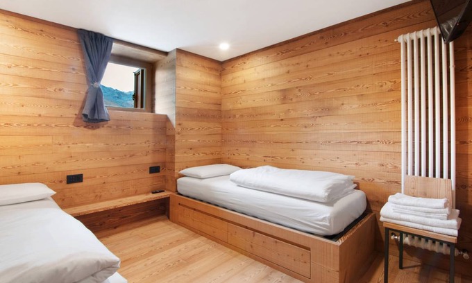 Montespluga Resort | 25 m² Private room ∙ 1 bedroom ∙ 2 guests