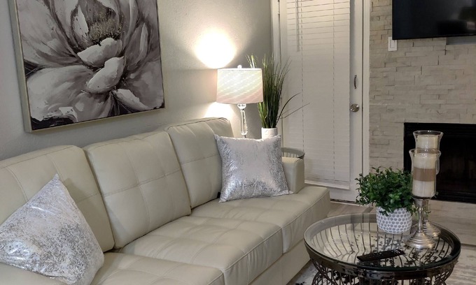 Irving Apartment | 25% OFF 1BD Apt, HWY161/183 DFW South, Irving