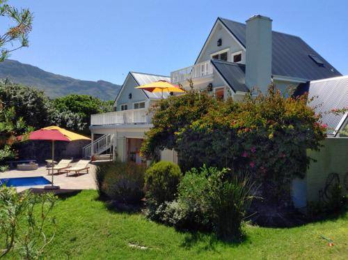 Noordhoek Apartment | 250 m² Apartment ∙ 4 bedrooms ∙ 8 guests