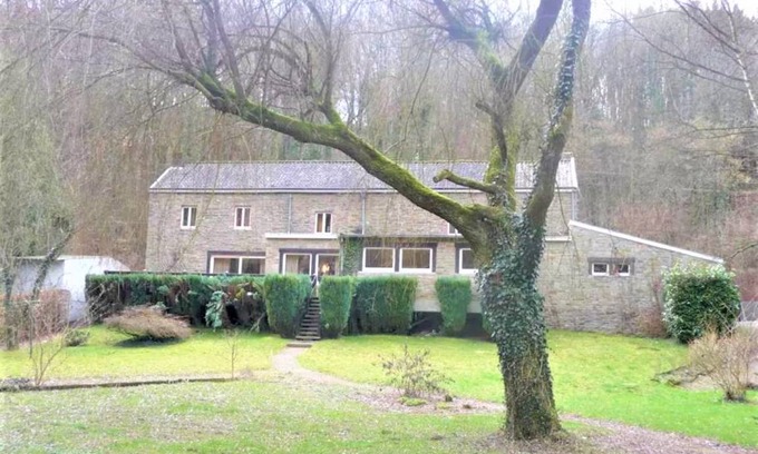 Comblain-au-Pont House | 250 m² House ∙ 5 bedrooms ∙ 12 guests