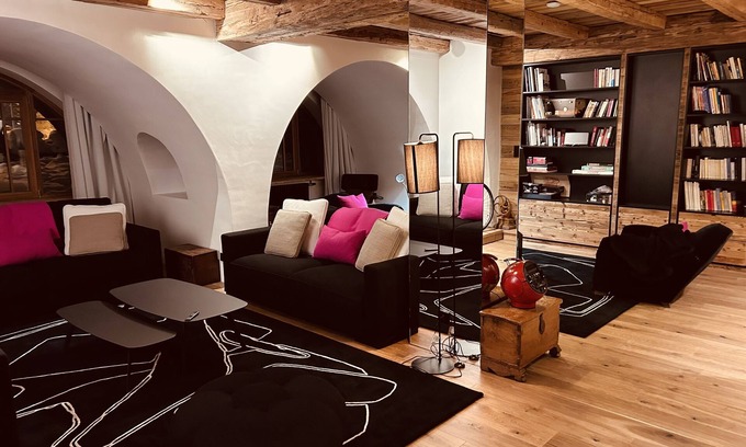 Val-d'Isere Apartment | 250 m2 on the slopes - total renovation