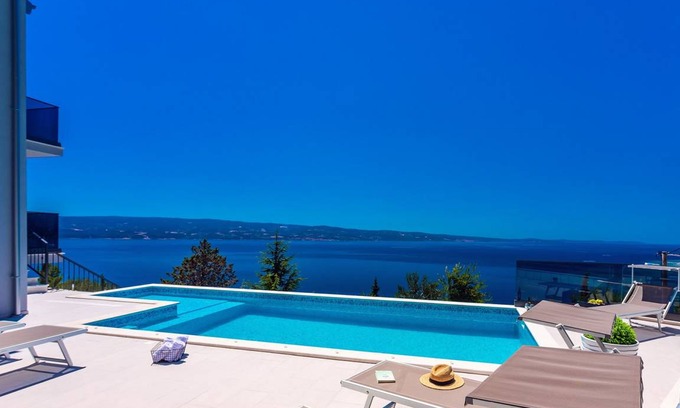 Borak Villa | 250 m² Villa ∙ 4 bedrooms ∙ 10 guests